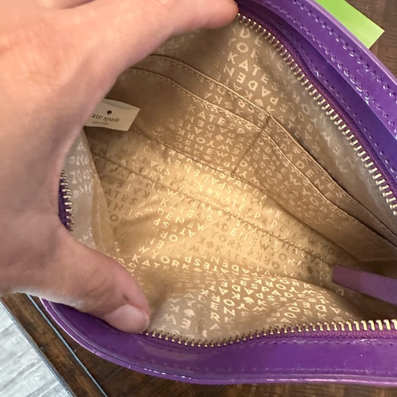 NWOT KATE SPADE Camellia Street Amy Patent Leather Small Designer Crossbody Bag - Picture 3 of 8